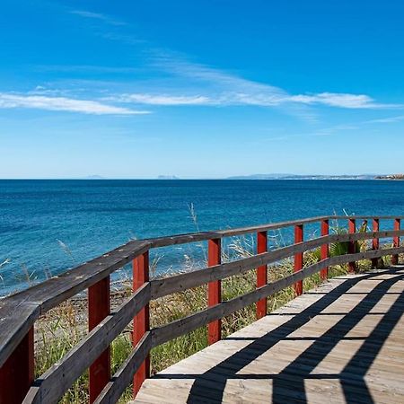 Estepona Luxury Seafront Penthouse With Parking Exterior foto