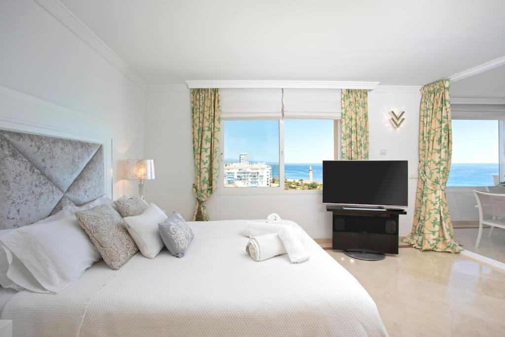 Estepona Luxury Seafront Penthouse With Parking Exterior foto