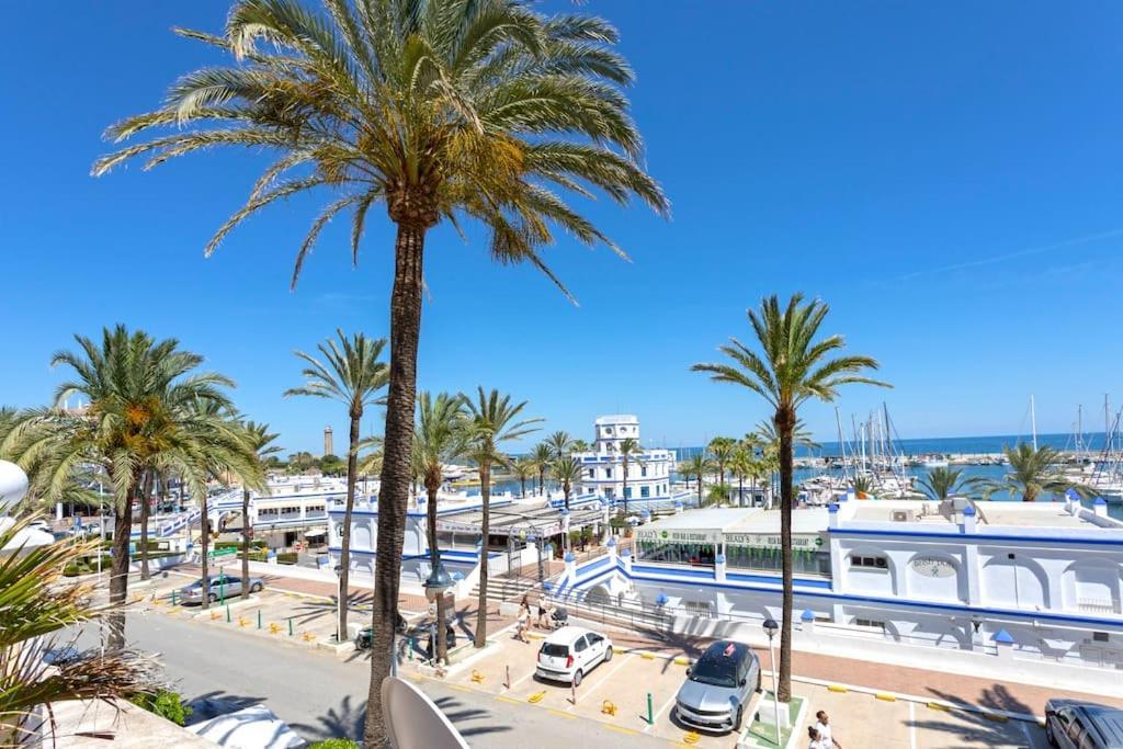 Estepona Luxury Seafront Penthouse With Parking Exterior foto